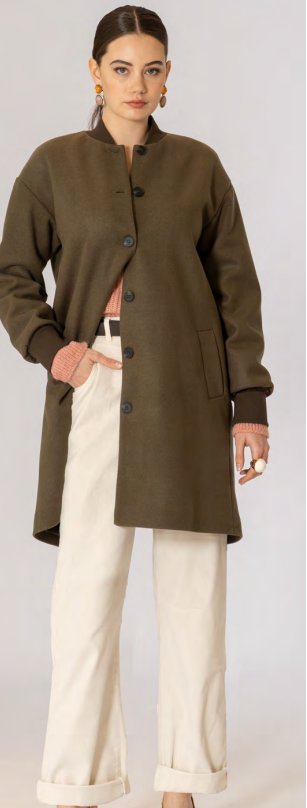 CAPPOTTO CON BOTTONI SCHIENA